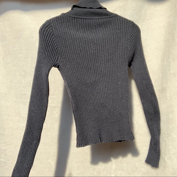 Dark grey turtle neck sweater - Picture 2 of 3